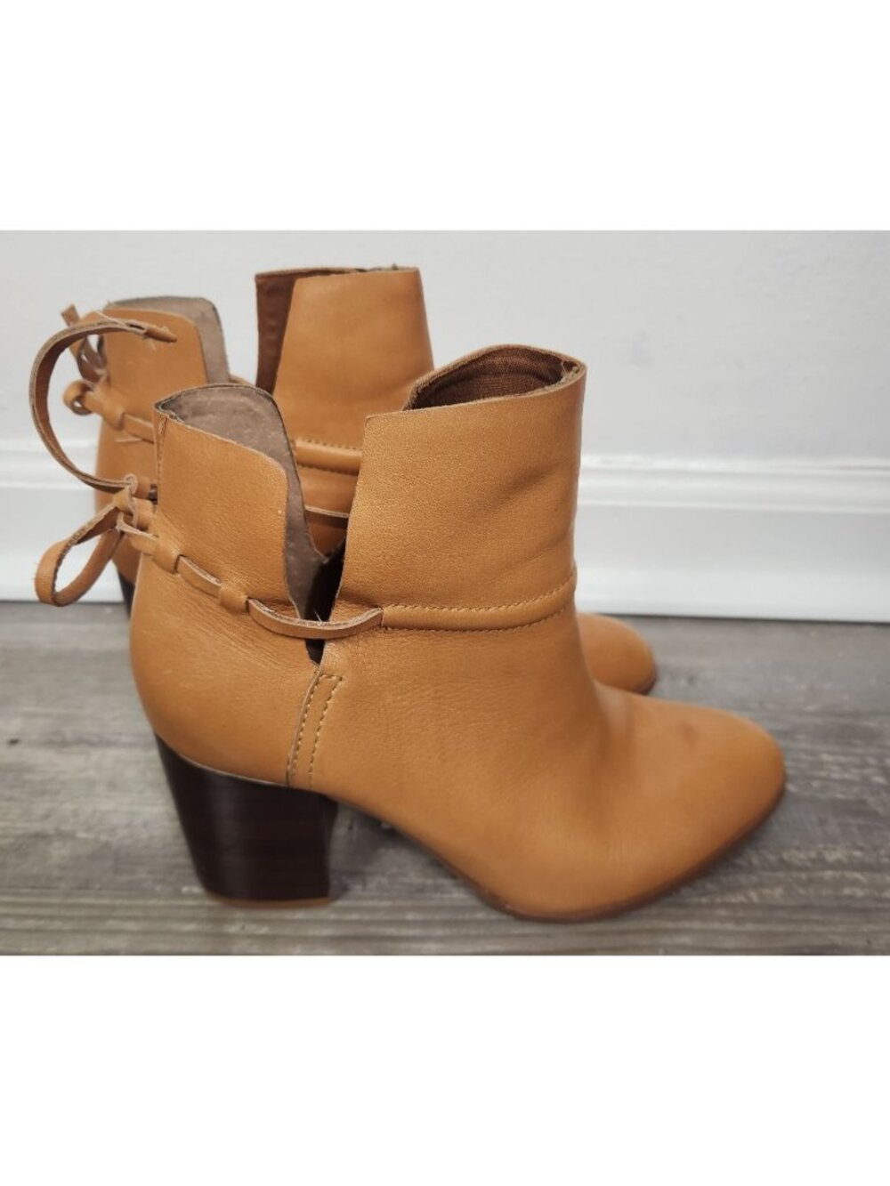 Kelsi Dagger Brooklyn Women's Sz. 6 Wesley Sienna Smooth Leather Booties